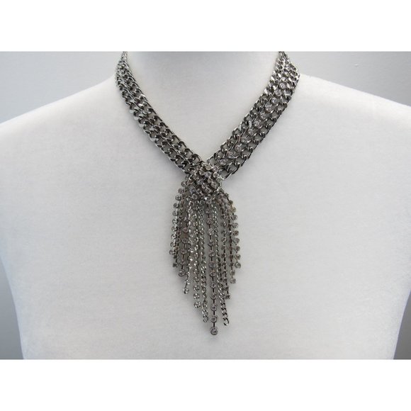 WHBM Jewelry - WHITE HOUSE BLACK MARKET RHINESTONE STATEMENT NECKLACE